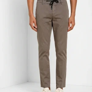 Milano Jogger Travel pantalone chino uomo in raso tecnico travel stretch extra slim fit