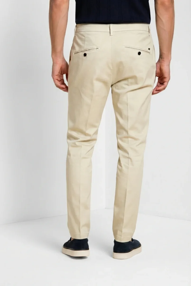 Osaka pantalone chino uomo in tricotina fine di cotone e lyocell carrot fit – Image 6
