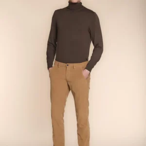 Torino pantalone chino uomo in velluto 1500 righe slim fit  ①