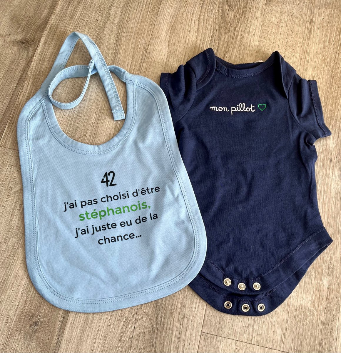 Bavoir garçon ciel personnalisable – Image 6