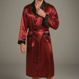 Peignoir Rouge Élégant et Luxueux