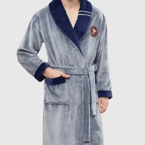 Peignoir de bain homme col châle avec écusson brodé