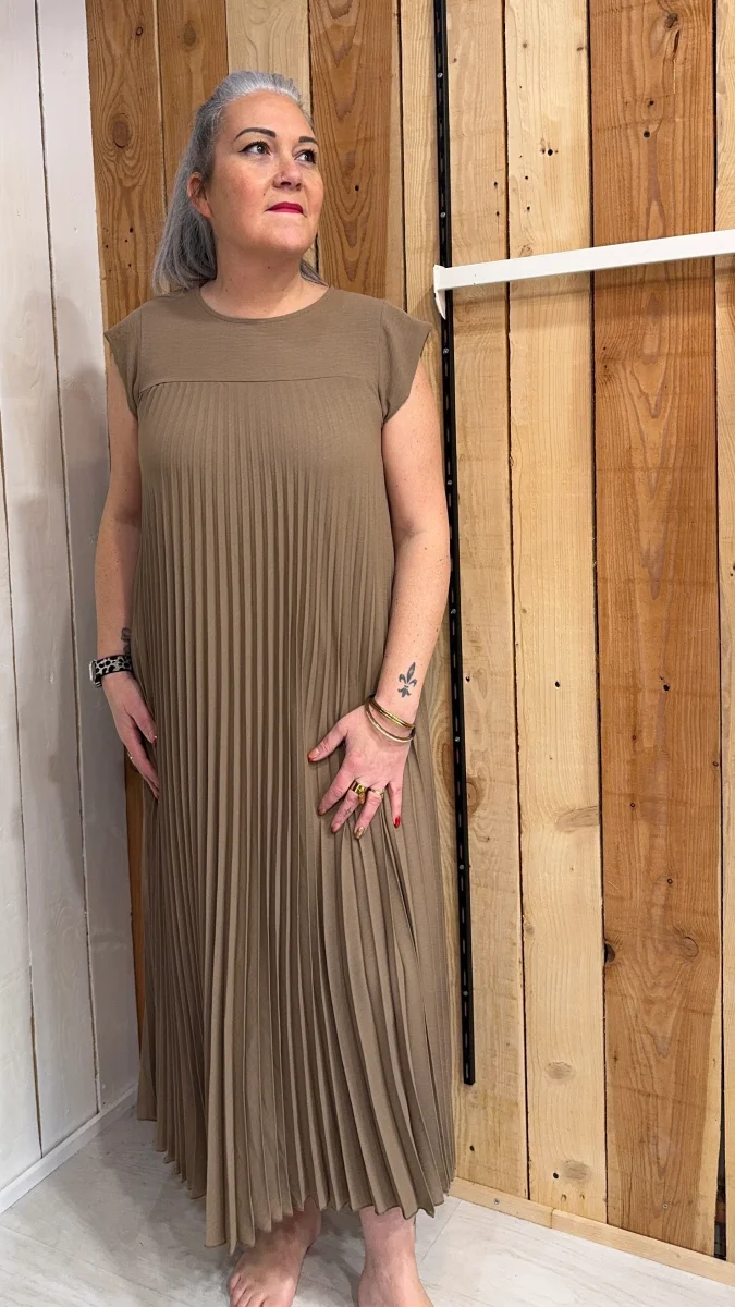 Robe longue plissée SONIA – Image 4