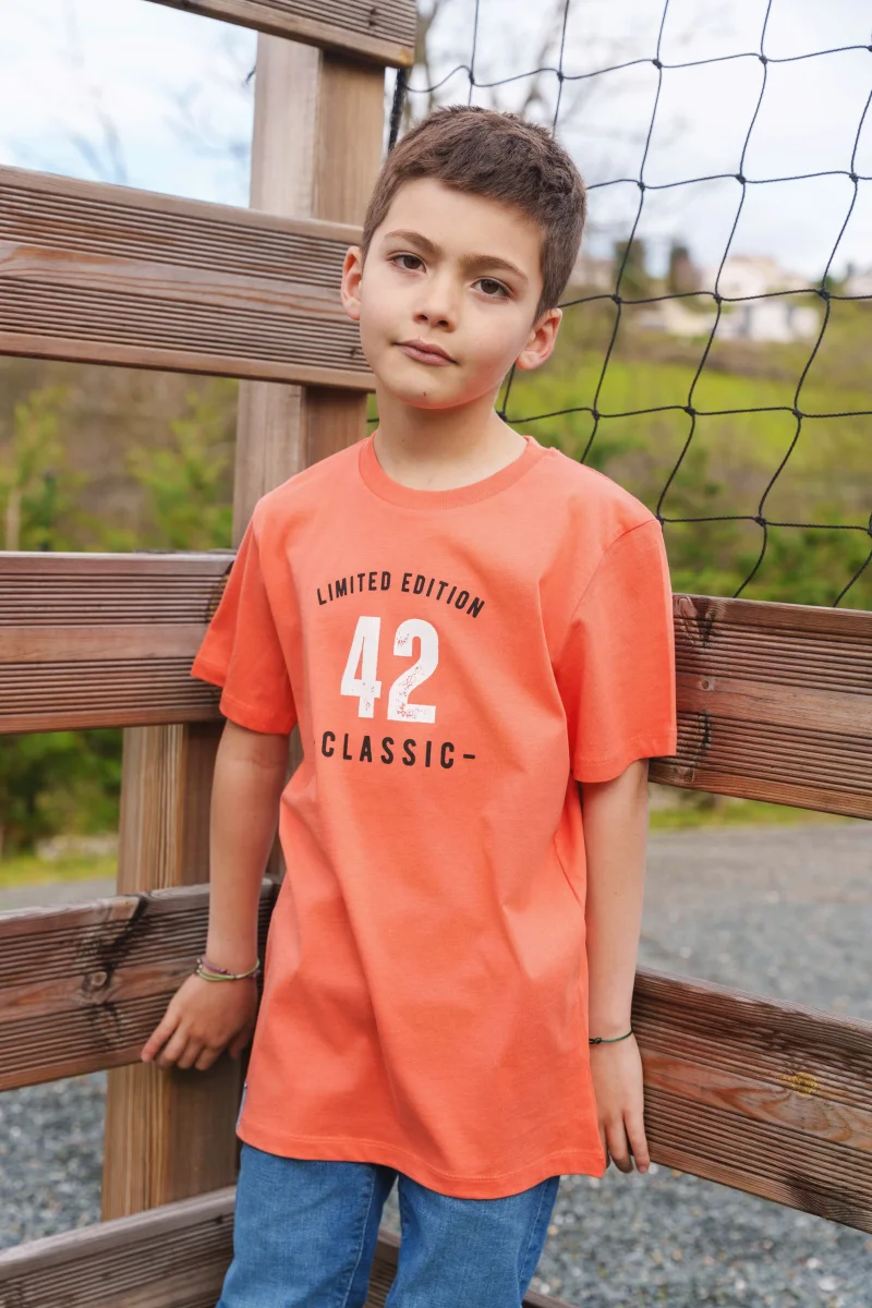 Tee-shirt édition 42 enfant orange – Image 3