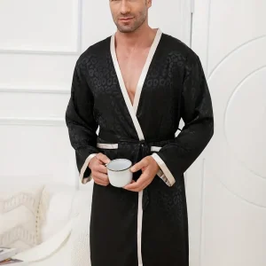 Peignoir de Luxe à Imprimé Léopard Noir