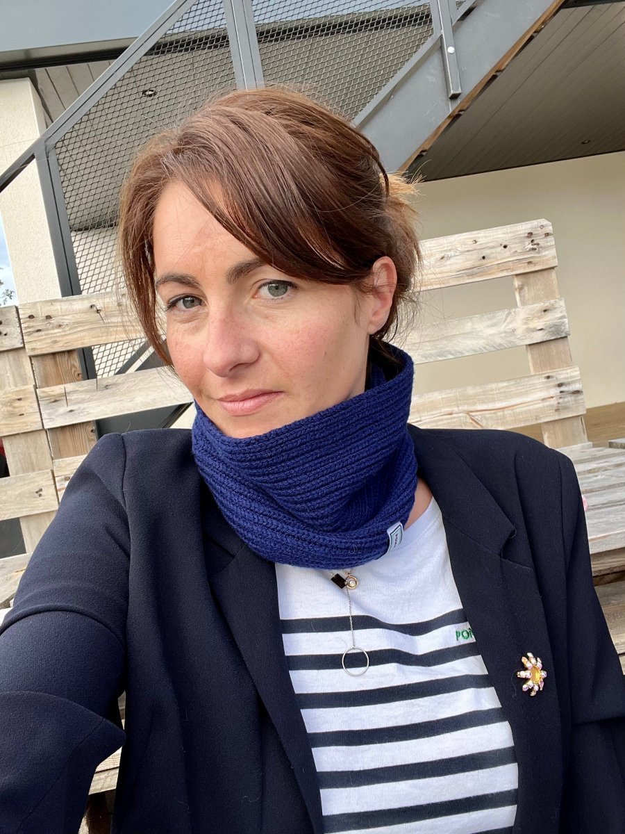 Tour de cou marine Édition limitée MADE IN AUVERGNE RHÔNE- ALPES – Image 4